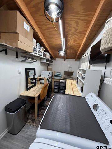 7122 Blackhawk Drive, Mabank, TX 75156