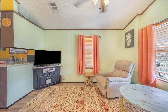 475 PINE LOOP, Frostproof, FL 33843