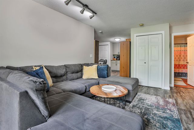 19-32 Kimberly Drive, Merrimack, NH 03054