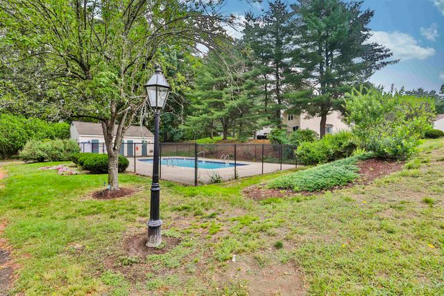 19-32 Kimberly Drive, Merrimack, NH 03054