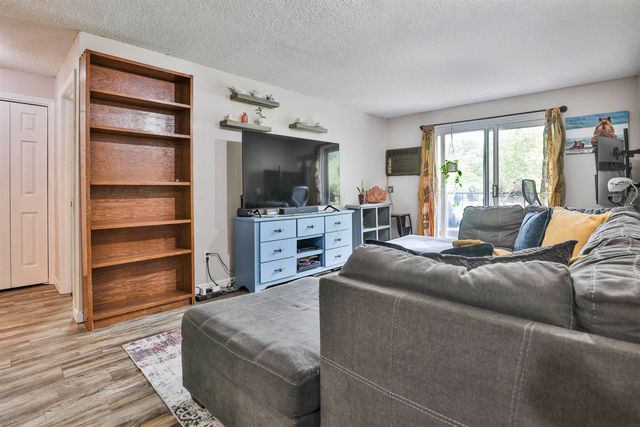 19-32 Kimberly Drive, Merrimack, NH 03054