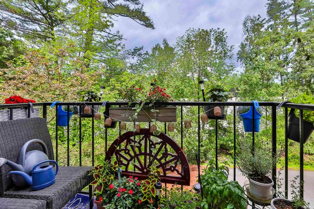 19-32 Kimberly Drive, Merrimack, NH 03054