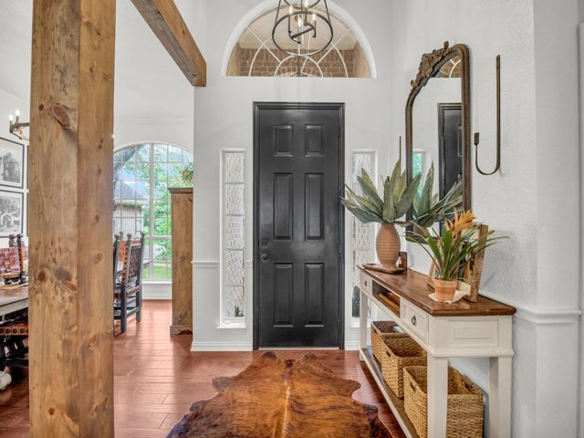 148 Saddle Brook Drive, Hudson Oaks, TX 76087