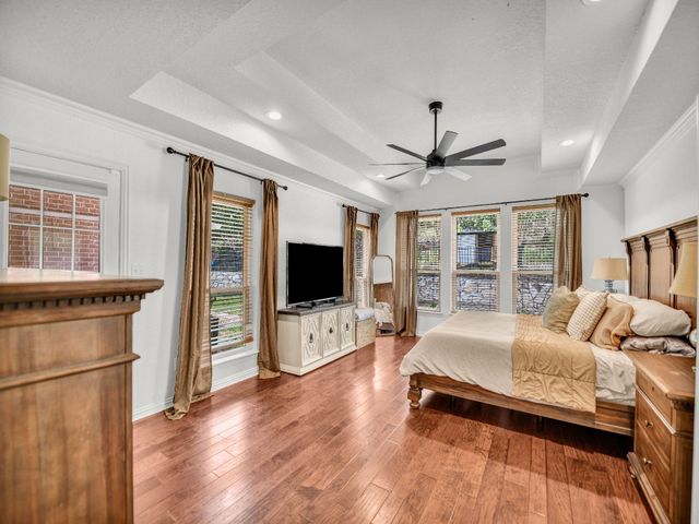 148 Saddle Brook Drive, Hudson Oaks, TX 76087