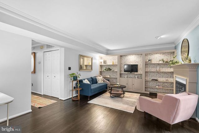 20716 HIGHLAND HALL DR, Montgomery Village, MD 20886