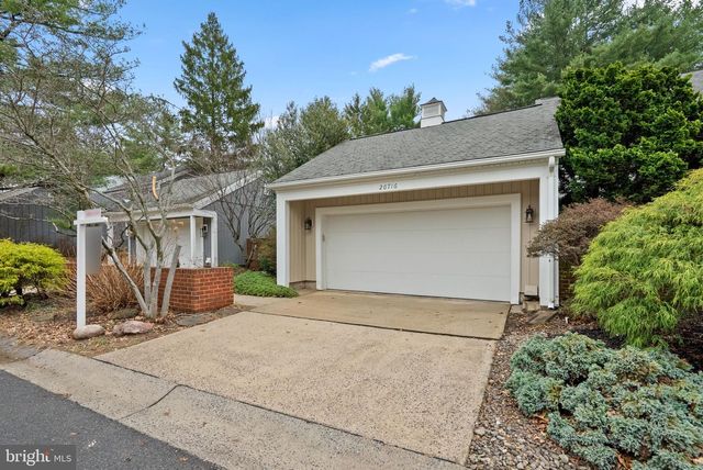 20716 HIGHLAND HALL DR, Montgomery Village, MD 20886