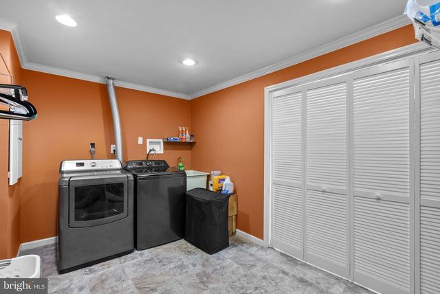 20716 HIGHLAND HALL DR, Montgomery Village, MD 20886