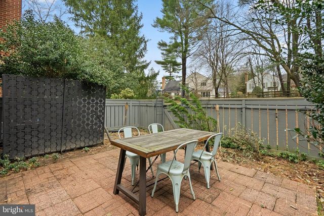 20716 HIGHLAND HALL DR, Montgomery Village, MD 20886