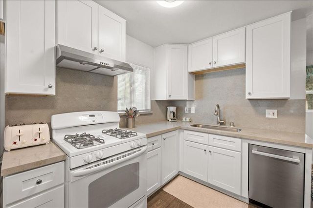 880 Jaybird Lane, Big Bear, CA 92315