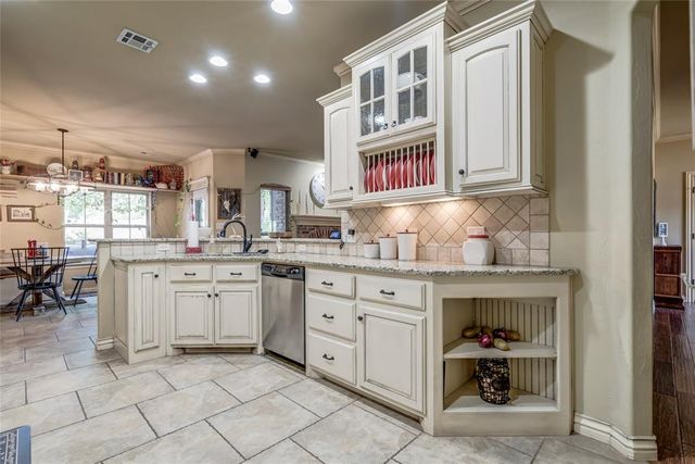 420 Steve Douglas Drive, Edmond, OK 73034