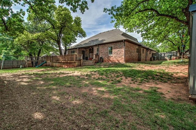420 Steve Douglas Drive, Edmond, OK 73034