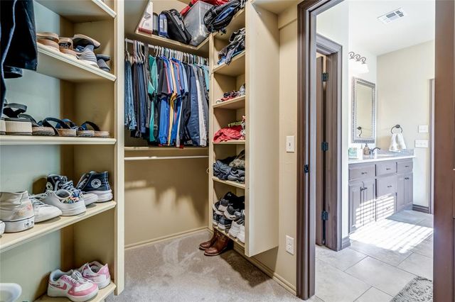 420 Steve Douglas Drive, Edmond, OK 73034