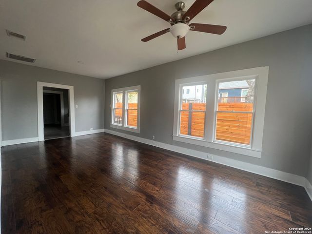 313 TOLEDO, San Antonio, TX 78203