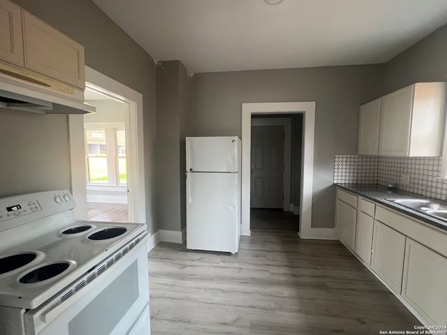 313 TOLEDO, San Antonio, TX 78203