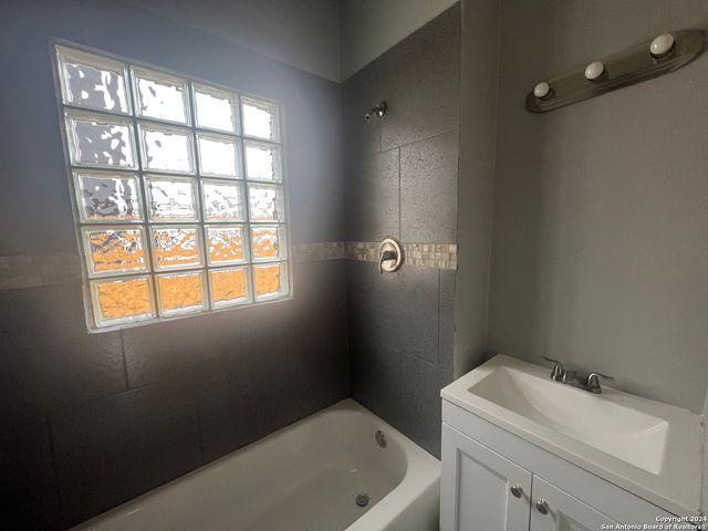 313 TOLEDO, San Antonio, TX 78203