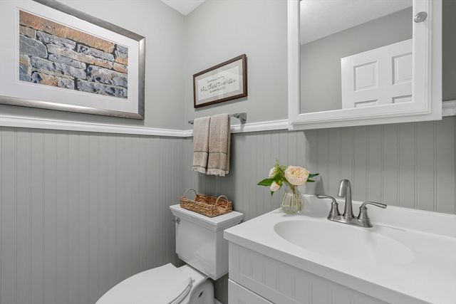 53 Concannon Circle, Weymouth, MA 02188