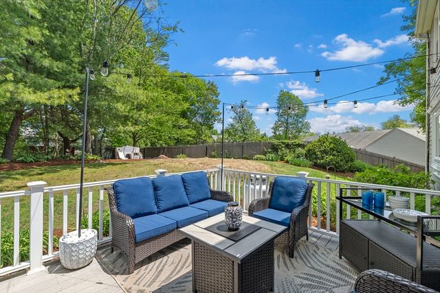 53 Concannon Circle, Weymouth, MA 02188