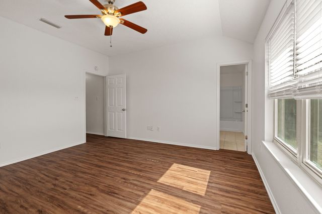 401 Caviness Drive, Grapevine, TX 76051