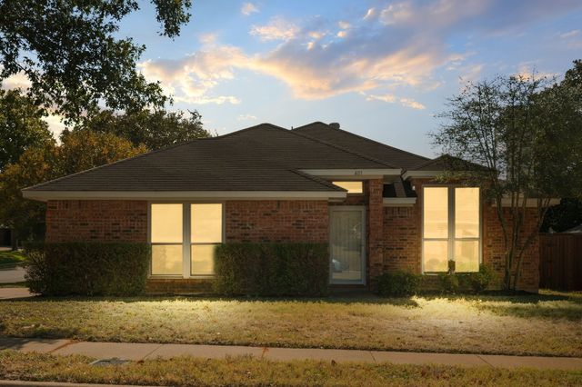 401 Caviness Drive, Grapevine, TX 76051