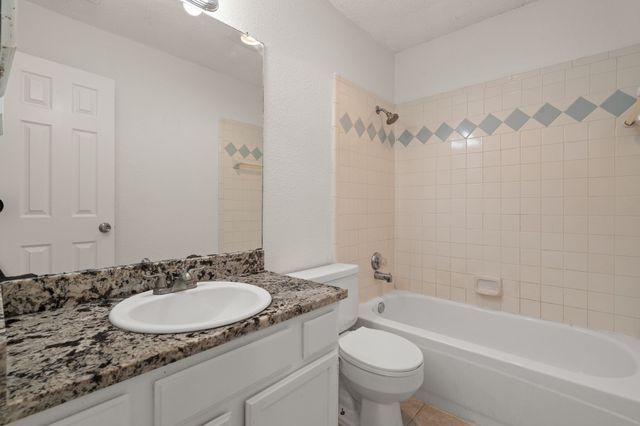 401 Caviness Drive, Grapevine, TX 76051