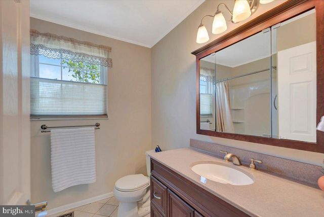 902 MAGNOLIA CT, Westminster, MD 21157