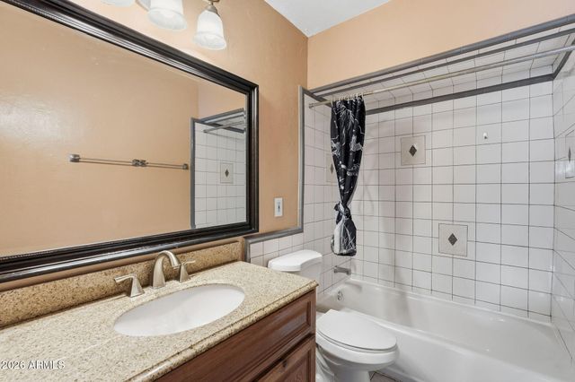 104 W PIEDMONT Road, Phoenix, AZ 85041