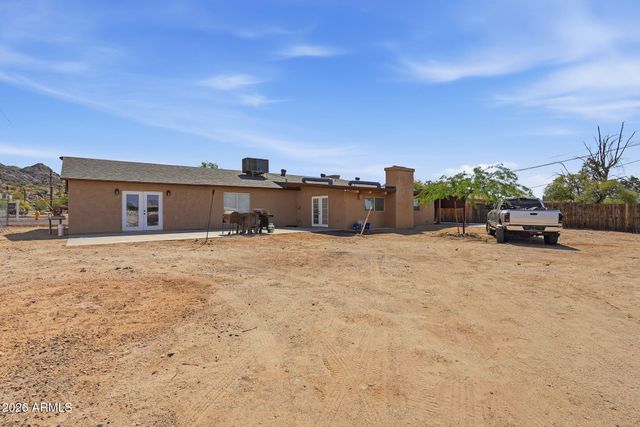 104 W PIEDMONT Road, Phoenix, AZ 85041