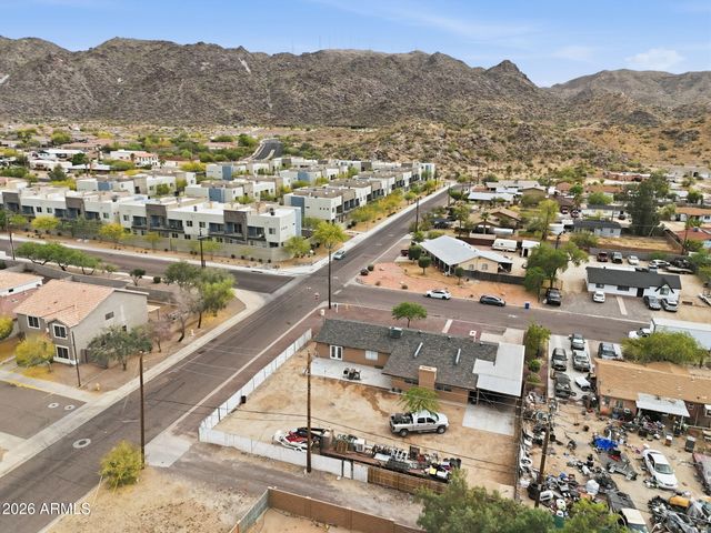 104 W PIEDMONT Road, Phoenix, AZ 85041