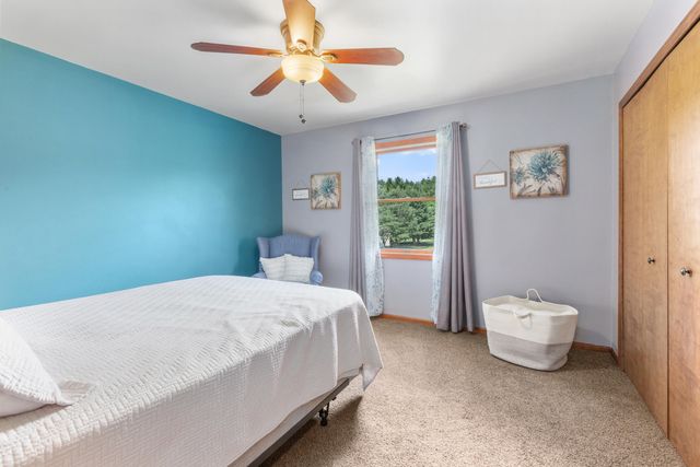 889 Rustic Acres Lane, Hebron, IN 46341