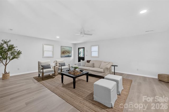 4130 Cascade Street, Terrell, NC 28682