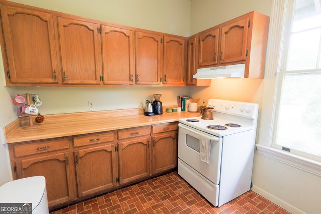 1615 N Patterson Street, Valdosta, GA 31601