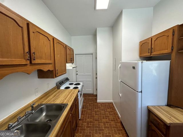 1615 N Patterson Street, Valdosta, GA 31601