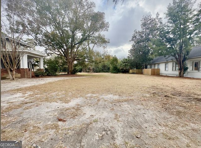 1615 N Patterson Street, Valdosta, GA 31601