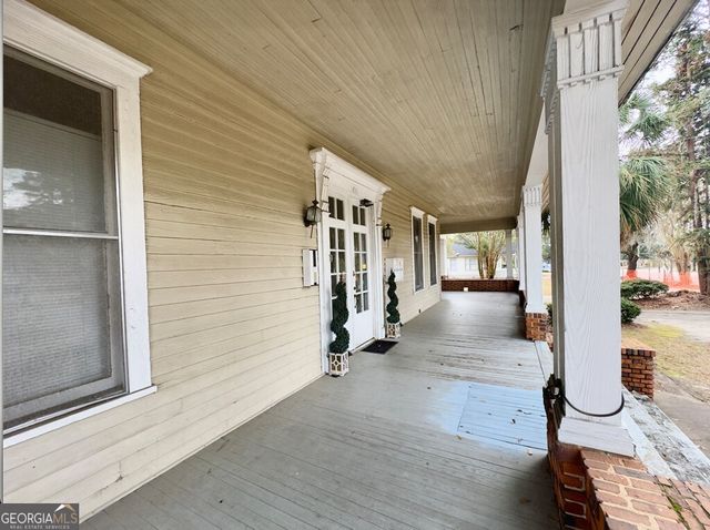 1615 N Patterson Street, Valdosta, GA 31601