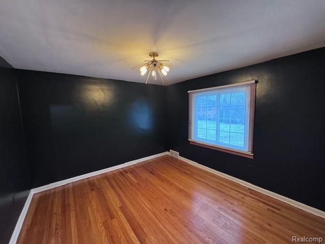 2714 Glenview Avenue, Royal Oak, MI 48073