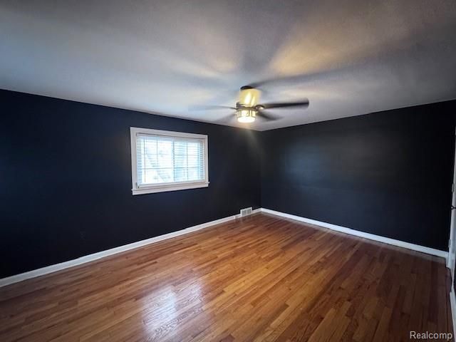 2714 Glenview Avenue, Royal Oak, MI 48073