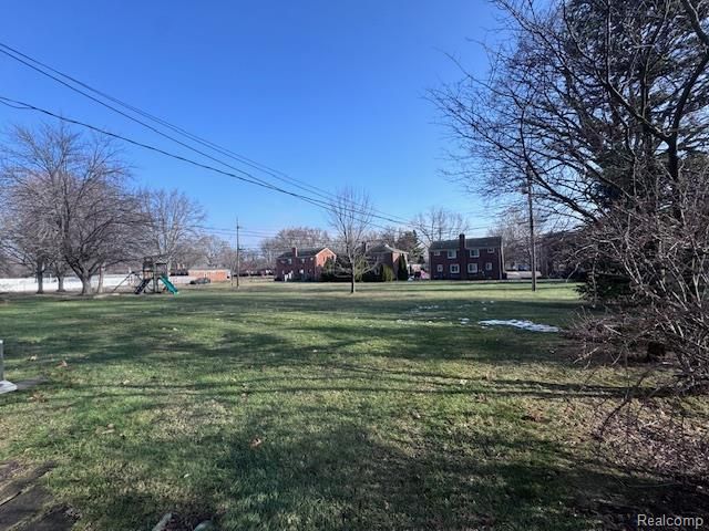 2714 Glenview Avenue, Royal Oak, MI 48073