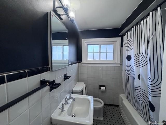 2714 Glenview Avenue, Royal Oak, MI 48073