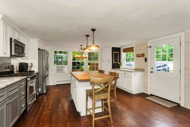 20 Worcester St, Grafton, MA 01519
