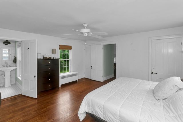 20 Worcester St, Grafton, MA 01519