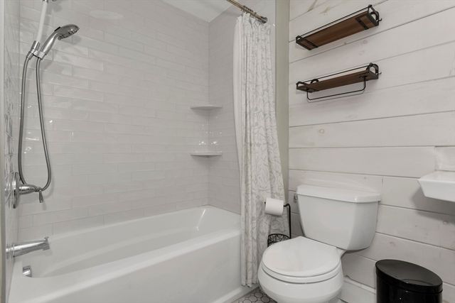 20 Worcester St, Grafton, MA 01519