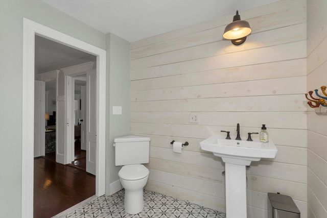 20 Worcester St, Grafton, MA 01519