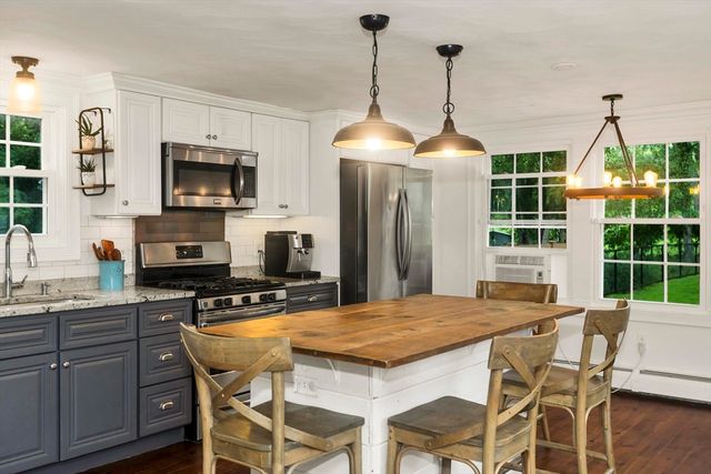 20 Worcester St, Grafton, MA 01519