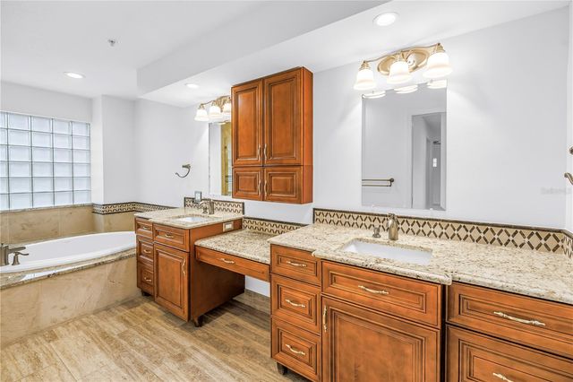 650 PINELLAS BAYWAY S 2101, Tierra Verde, FL 33715