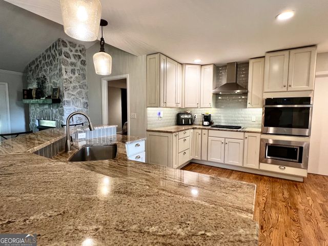 416 Glade Road, Mount Airy, GA 30563