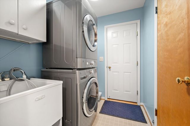 2630 Kimberley Road, Ann Arbor, MI 48104