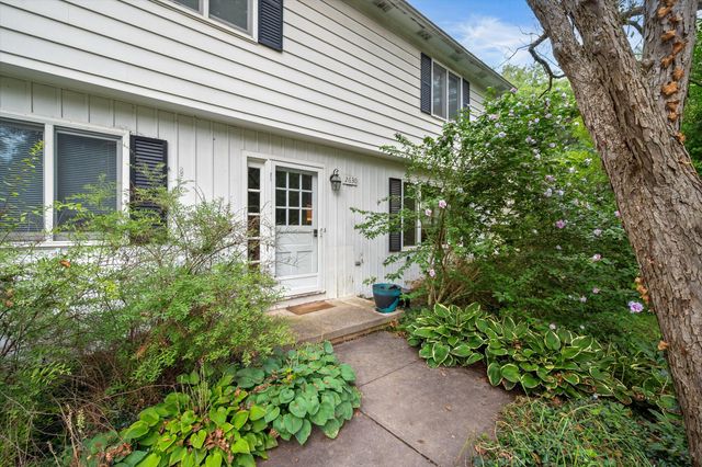2630 Kimberley Road, Ann Arbor, MI 48104