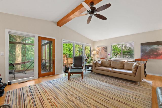 2630 Kimberley Road, Ann Arbor, MI 48104