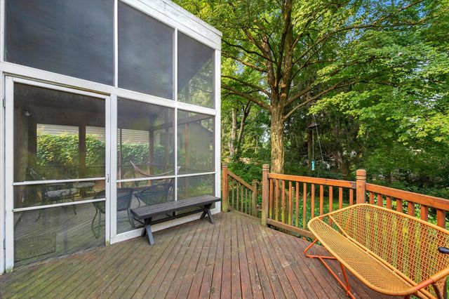 2630 Kimberley Road, Ann Arbor, MI 48104