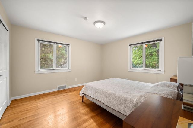 2630 Kimberley Road, Ann Arbor, MI 48104